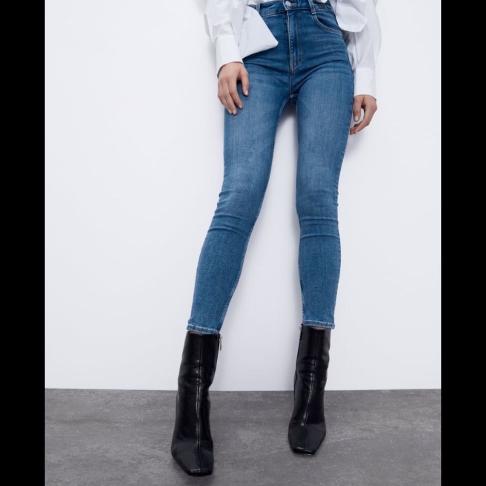 ZARA Classic  Vintage High-Rise Skinny Jeans